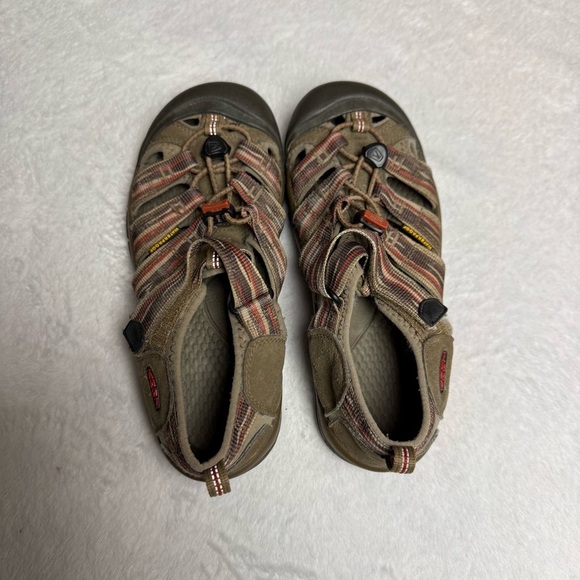 KEEN women’s size 5 Brown Sandals - Picture 8 of 8